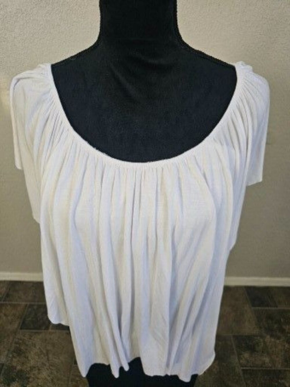White Boho-Style Flutter Sleeve Top With Elastic Neckline & Asymmetrical Hem For - Picture 8 of 9